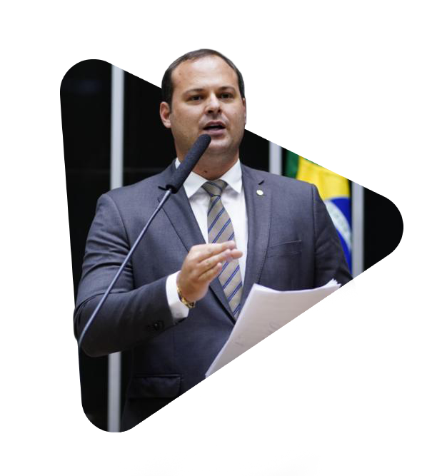 Dr. Victor Linhalis