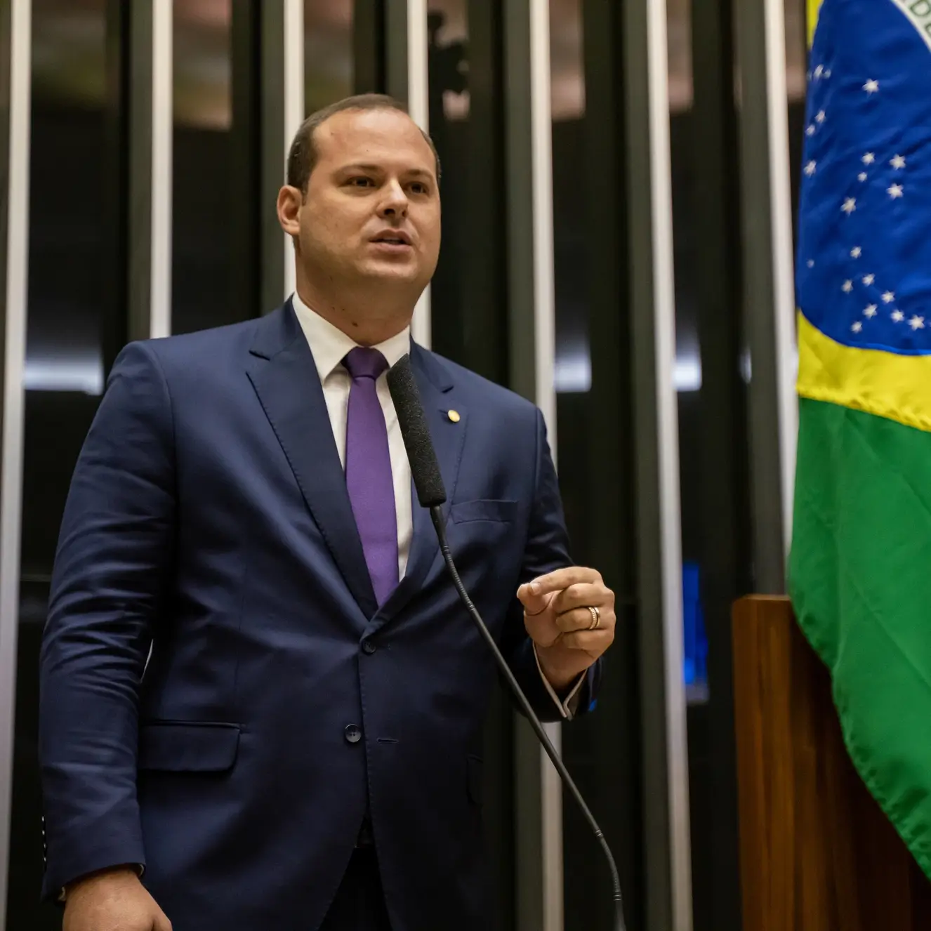 canal de denúncias contra crianças por aplicativo